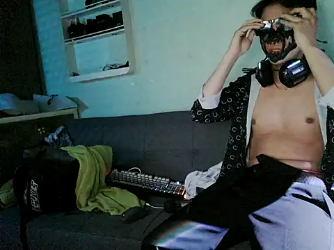 boyhigh1997 élő XXX-chatje