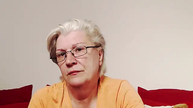 Онлайн чат XXX LaylaMilf