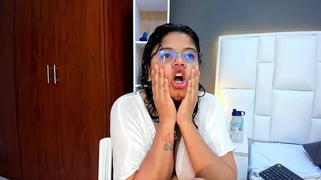 yeral2017's Live XXX Chat