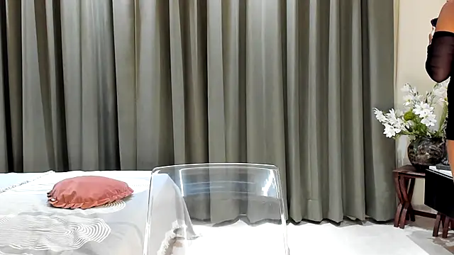 Bad_Girl_Kayra69 Adlı Modelin Canlı XXX Sohbeti