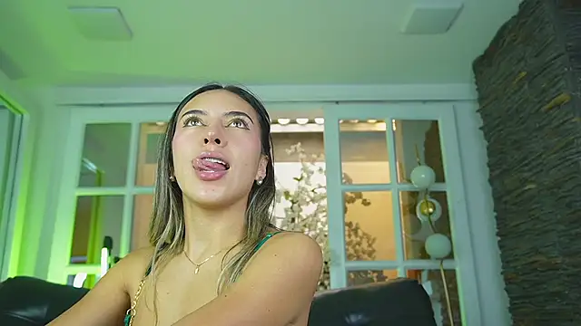 Chat XXX en directo de foxy_zoe