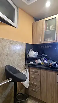 rposhta1991 Adlı Modelin Canlı XXX Sohbeti