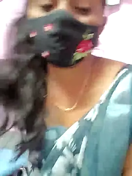 Show modela Tamil_Hot_Anu na web-kameri