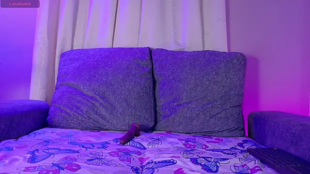 ale_cam's Live XXX Chat