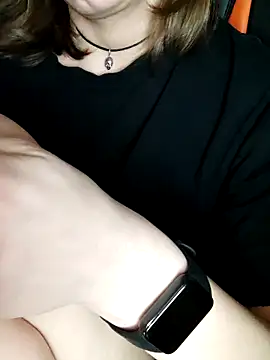 Aashikalaa – Naživo XXX chat