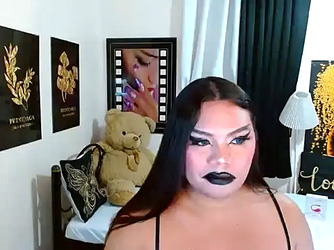 TSbrianaHugeCock's Live XXX Chat