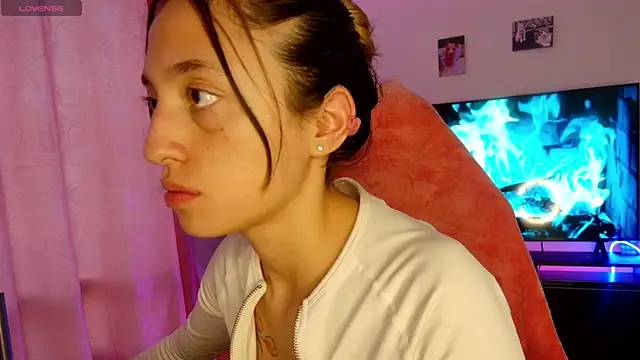 TiffanyBela's Live XXX Chat