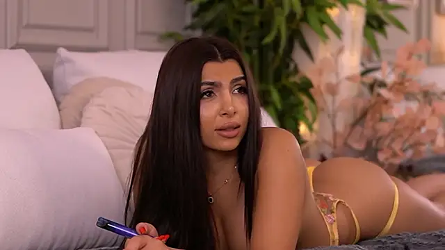 NicoleCellinin Live XXX chat