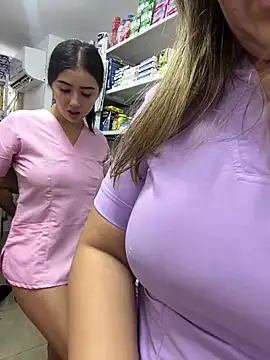 XXX chat uživo modela kandalove