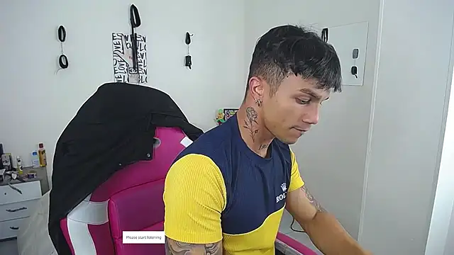 Leonard_Price Chat XXX live