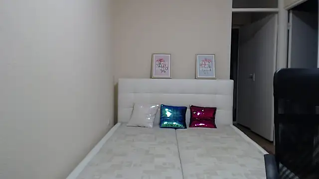 AnnaSweet18 现场XXX聊天