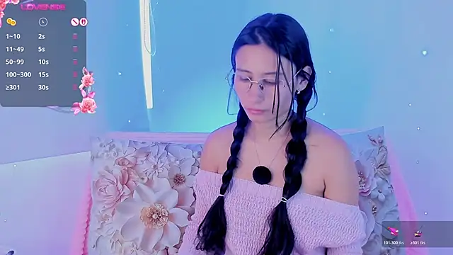 แชท XXX สดของ NayeCloud