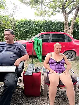 hotandfierylatinos2023 élő XXX-chatje