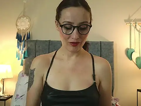 عرض كام IberianMoonMK