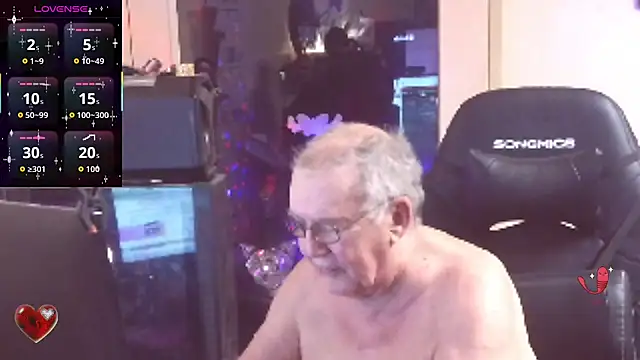 bebitzu élő XXX-chatje