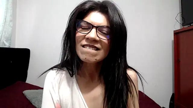 abrilsex23 লাইভ XXX চ্যাট