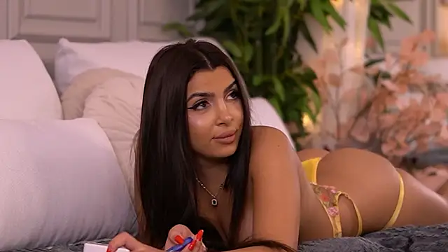 NicoleCellini Live XXX-Chat