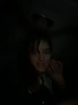 -AngelAri-'s Live XXX Chat