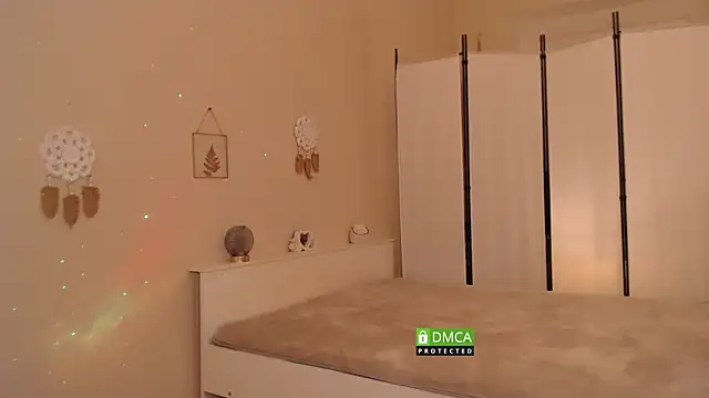 milanochkaのライブXXXチャット