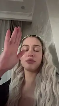 KikiWatson Chat XXX live