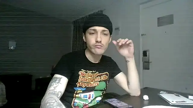 Živý XXX chat Jbenz420