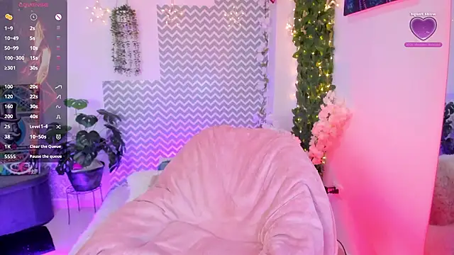 Онлайн чат XXX NahomyVega