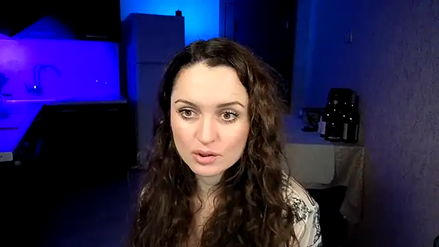 Cerann1 Chat XXX in diretta