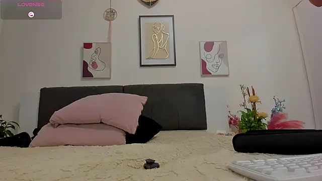 Almatoys Chat XXX live