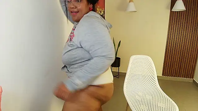 Astrid_Black 라이브 XXX 채팅