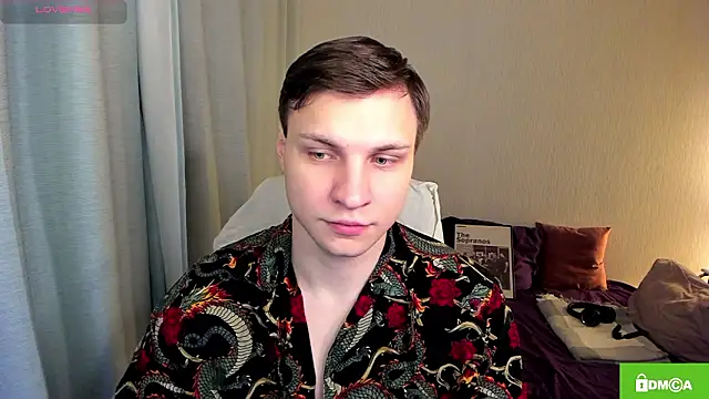 handsome_guy01 élő XXX-chatje