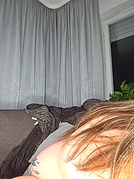 Luna_Lynn 现场XXX聊天