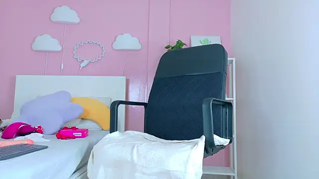 SeleneGibson__ élő XXX-chatje