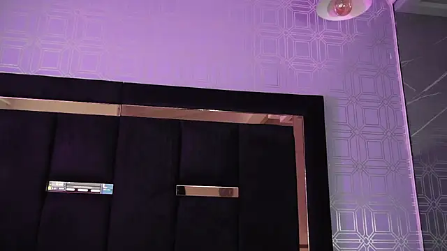 Dark_Eros_n Webbikameraesitys