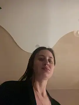 Flossy_Vettie Adlı Modelin Canlı XXX Sohbeti