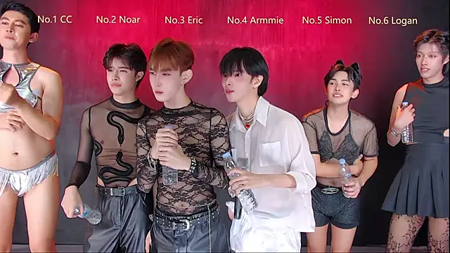 Show modela Queen-Vibe na web-kameri