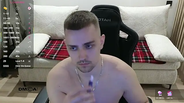 Larstar01 live XXX chat