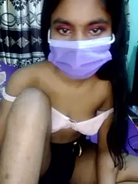 hottywife-03 Show in webcam