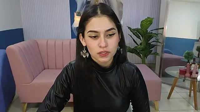 amy_lovelydoll Live XXX Chat