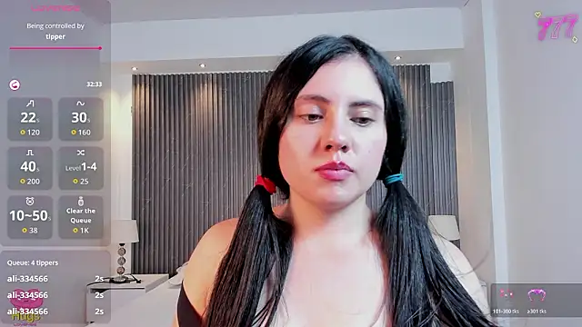 Alicee_Broownn Chat XXX in diretta