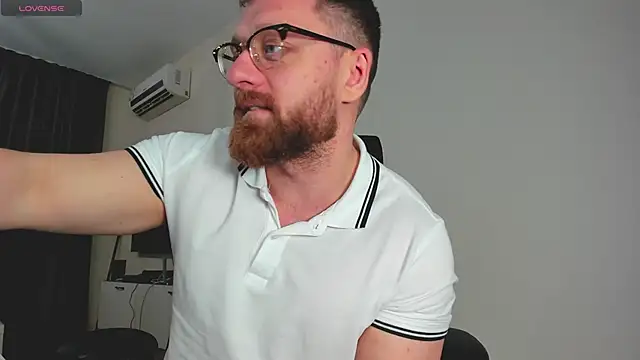 Findom_guy 现场XXX聊天