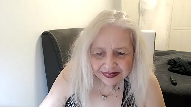 SusiLifeXXX's Webcam Show