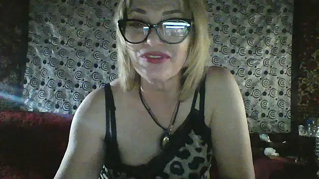 Show modela Lia_Ray na web-kameri