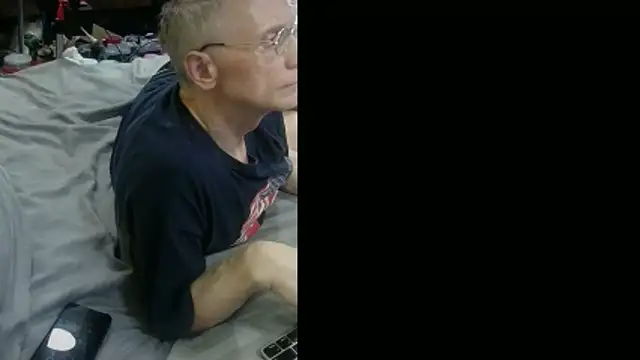 Chat XXX ao vivo de Lacht_Liden