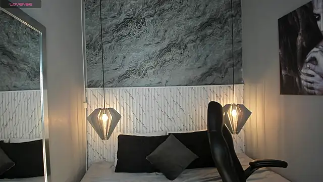 Julieth_brown_ Chat XXX in diretta