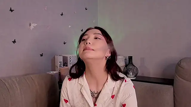 Chatroom XXX en direct de OdetteBiddy