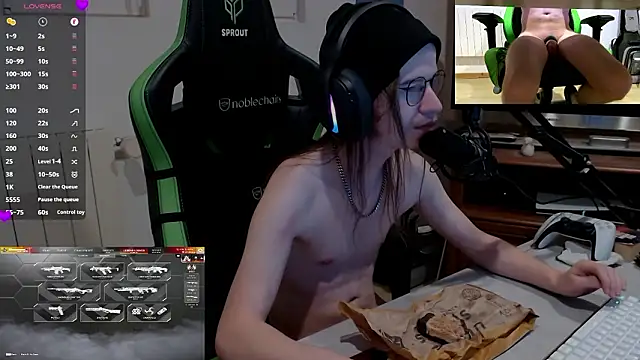 YoungSebi 라이브 XXX 채팅