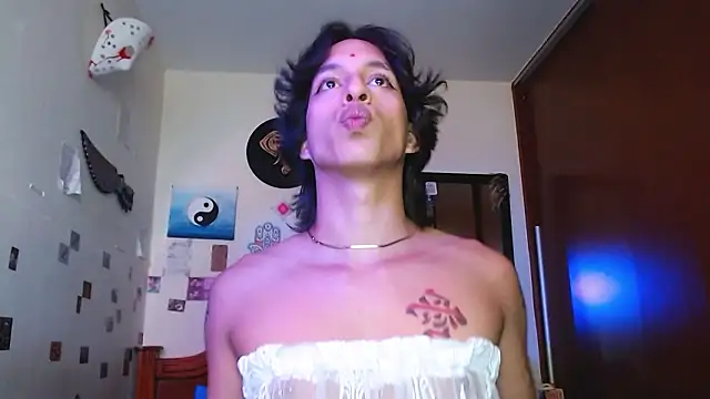 DannyPhantom555's Live XXX Chat