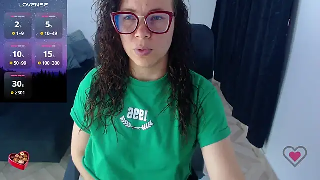 Онлайн чат XXX SharonR1