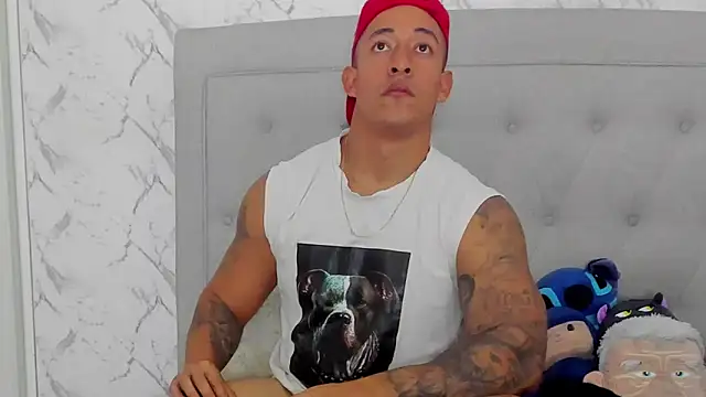 luigiferrara's Live XXX Chat