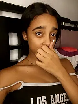 Czat XXX na żywo – Zoe_Sweett18